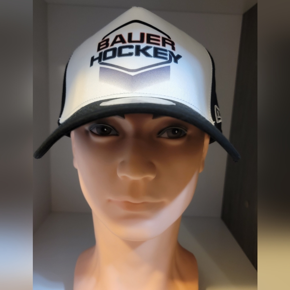 BNWT Bauer Hockey AFrame Hat Size Sm/M